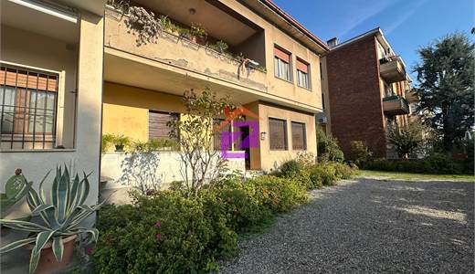 Appartamento quadrilocale vicino al centro